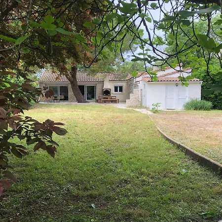 Holiday home Le Chai D'oleron